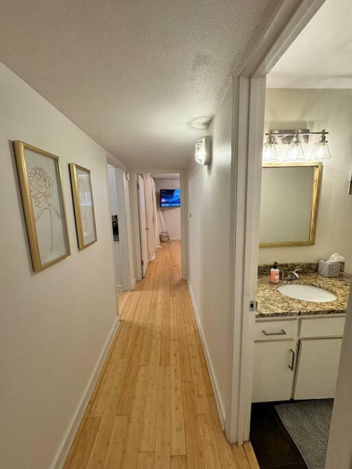 2 Bed With Pool And Creek Views Near Congress Ave Apartment Austin Exterior photo