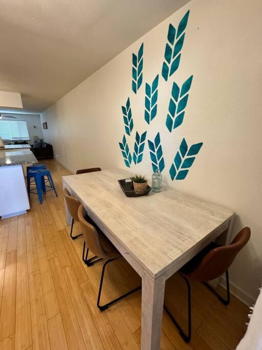 2 Bed With Pool And Creek Views Near Congress Ave Apartment Austin Exterior photo