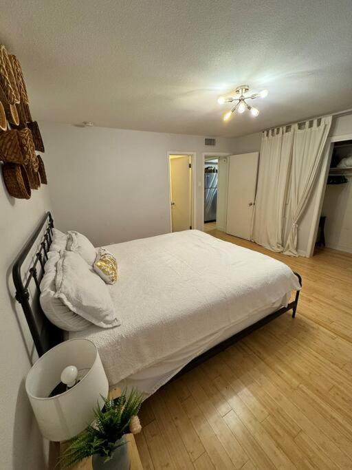 2 Bed With Pool And Creek Views Near Congress Ave Apartment Austin Exterior photo