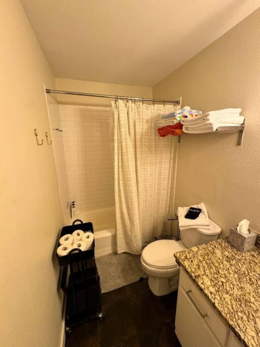 2 Bed With Pool And Creek Views Near Congress Ave Apartment Austin Exterior photo